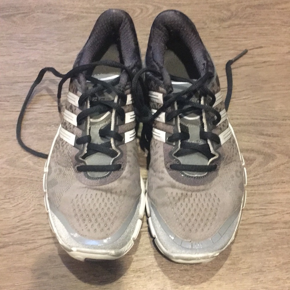 Adidas Sneakers